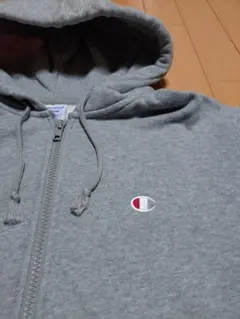 チャンピオン　パーカー