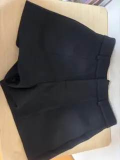 ブラックハイウエストショートパンツ