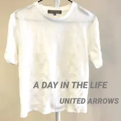 お値下げ♪《匿名配送・即購入OK》アデイインザライフ☆幾何学模様柄白Tシャツ