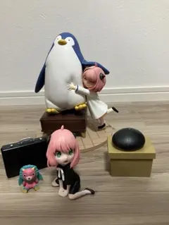 アーニャとペンギン、アーニャ小物セットフィギュア
