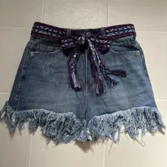ROSE BUD デニムショートパンツ フリンジ ベルト付き Sのサムネイル