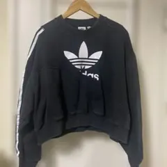 adidas ブラック クロップドスウェット M