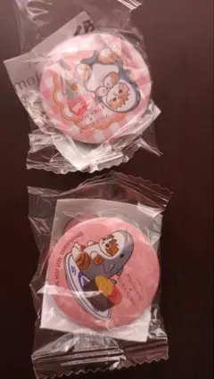 くら寿司　モフサンド　缶バッジ 2個セット