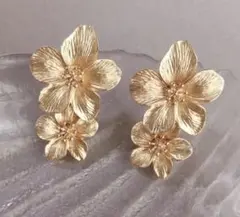 【美品】ヴィンテージ フラワー 2連 ピアス