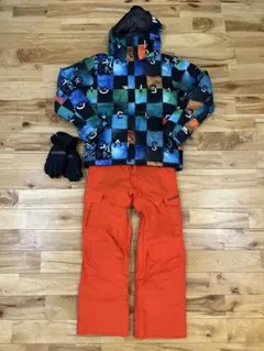 ⭐︎超美品 クイックシルバー スノーボード ジャケット パンツ グローブ ジュニア