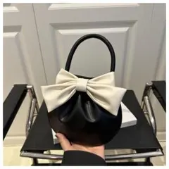【新品・未使用】レディース ハンドバッグ 黒 リボン付き　お出かけ　可愛い