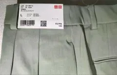 【新品・未使用】UNIQLO タックワイドパンツ
