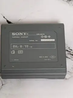SONY aibo ポータブルチャージャー　era-301p4 SONY aibo ポータブルチャージャー era-301p4 充電器 - メルカリ