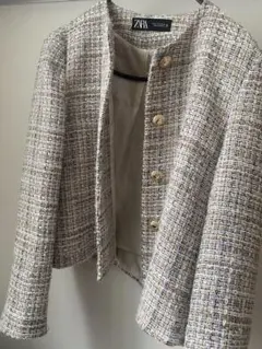 ZARA ツイード ノーカラージャケット Mサイズ　アウターのサムネイル