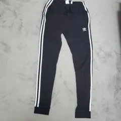 メルカリ便 XS addidas アディダス トラックパンツ ジャージ ブラック