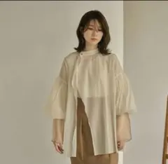 Eaphi】SHEER FLAT COLLAR BLOUSE - メルカリ