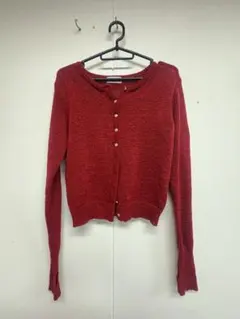 レッド ボタン付き 長袖カーディガン