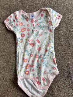 PETIT BATEAU プチバトー 半袖 ロンパース 花柄のサムネイル