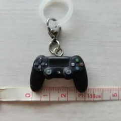 ミニサイズPlayStation 4 コントローラー型めじるしキーホルダー