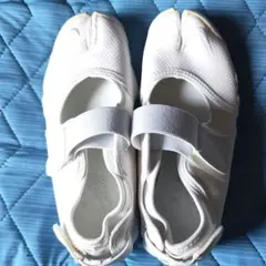 NIKE W NIKE AIR RIFT BR ホワイト 24cm