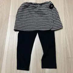 チェック柄スカートと黒レギンスセット