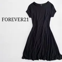 FOREVER21 後ろウエストレースアップミニワンピース　黒ブラック　シンプル