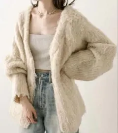 新品タグ付　mystic シャギーニットカーディガン ベージュ Free