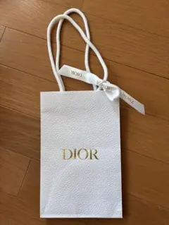 Dior ホワイト ショッパー
