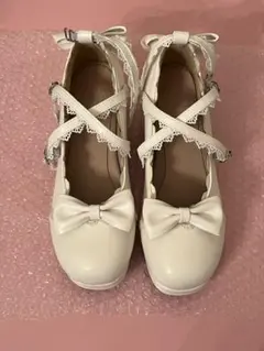 ロリータ　パンプス　白