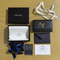 【美品】PRADA キーケース　サフィアーノ　レザー　ギャランティカード付き