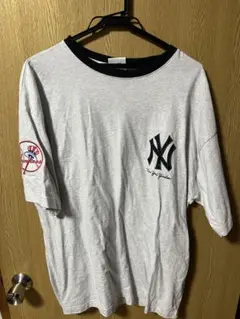 ニューヨーク・ヤンキース Tシャツ Lサイズ グレー