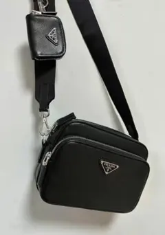 PRADA サフィアーノレザー ショルダーバッグのサムネイル