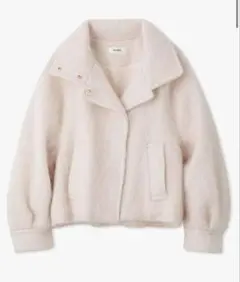 アイボリー ショート丈ジャケット