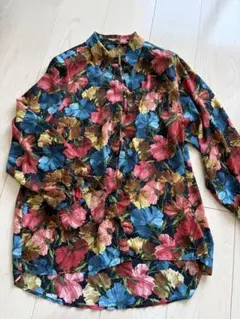 花柄ブラウス　シャツ　ザラ　ZARA 柄シャツ