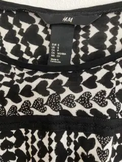 H&M プルオーバーブラウス　シャツ トップス 個性的　ハート　Tシャツ