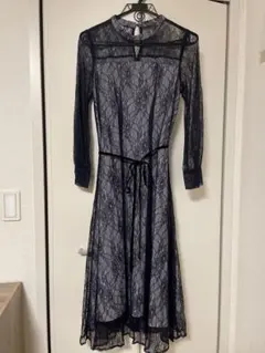 お呼ばれ　ワンピース　レース