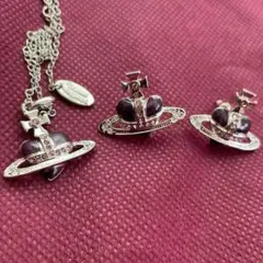 ヴィヴィアン ディアマンテ ハート ネックレス