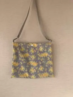 Item thumbnail for item cd0dd139-1680-464a-8240-62dd8276f6e3