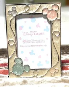 Item thumbnail for item 179066f2-653c-43df-aba2-5a56c3b1054f