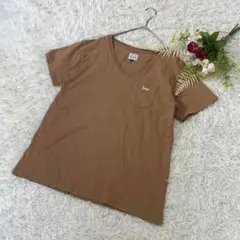 〝リー　Lee〟Ｖネック半袖Tシャツ　コットン100% Sサイズカットソーのサムネイル