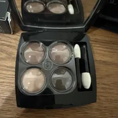 新品未使用 CHANELレキャトルオンブル　308