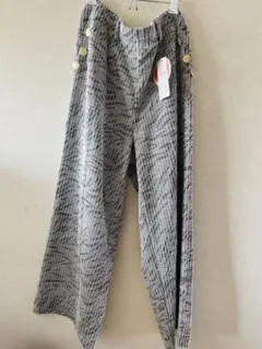 新品未使用品　ワイドパンツ ブラック・ホワイト チェック柄