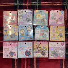 サンリオ　キティ　ドラえもん　おぱんちゅ　ディズニー　おはじきシール12個セット