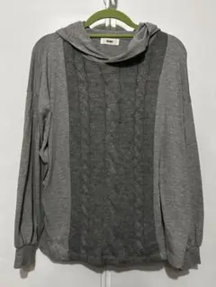 【本日最終日】 灰色 ニット パーカー