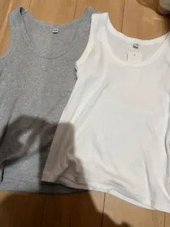 UNIQLO ソフトリブタンクトップ