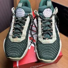 NIKE COSMIC UNITY グリーン