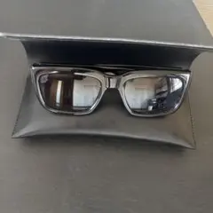 SAINT LAURENT サングラス ブラックのサムネイル