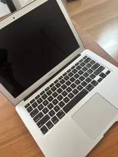 マックブックエアー