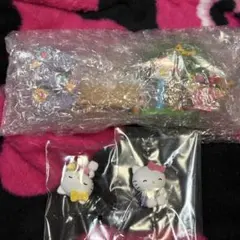 HELLO KITTY Words Collection Smile