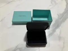 Tiffany ティファニー　ピアスケース空箱