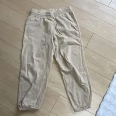 H&M ベージュスウェットパンツ