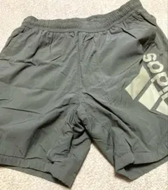 adidas オリーブグリーン ショートパンツ 170/78A