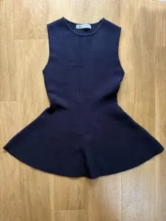 ZARA ダークネイビーフレアノースリーブ