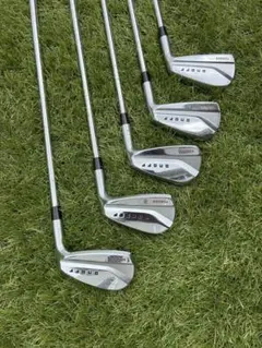 ONOFF KUROアイアンセット 5本のサムネイル