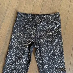 NIKE ジュニア　スパッツ